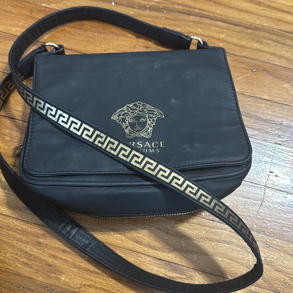 Versace perfume crossbody Bag - Picture 3 of 4